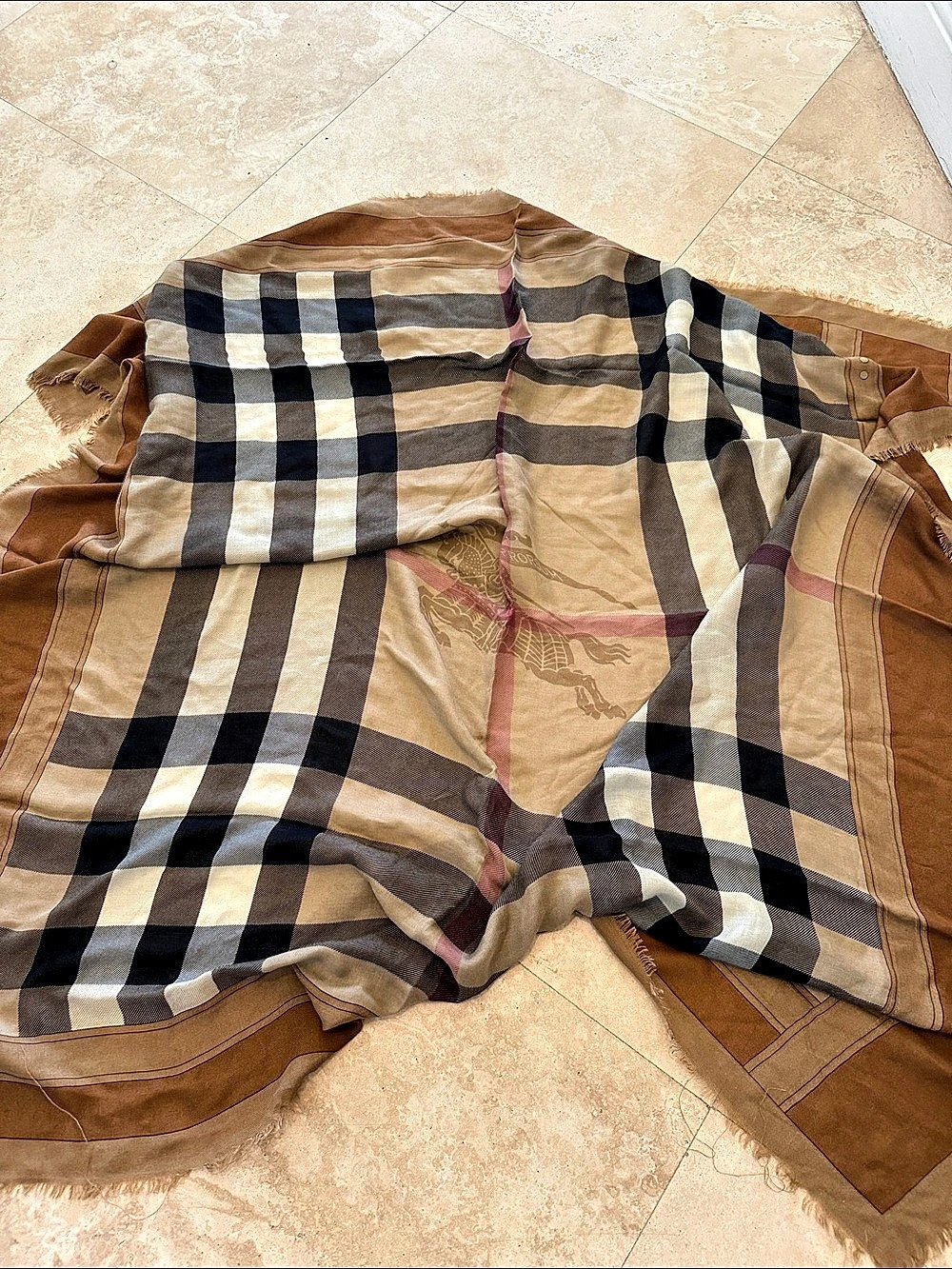 Burberry wool and silk scarf